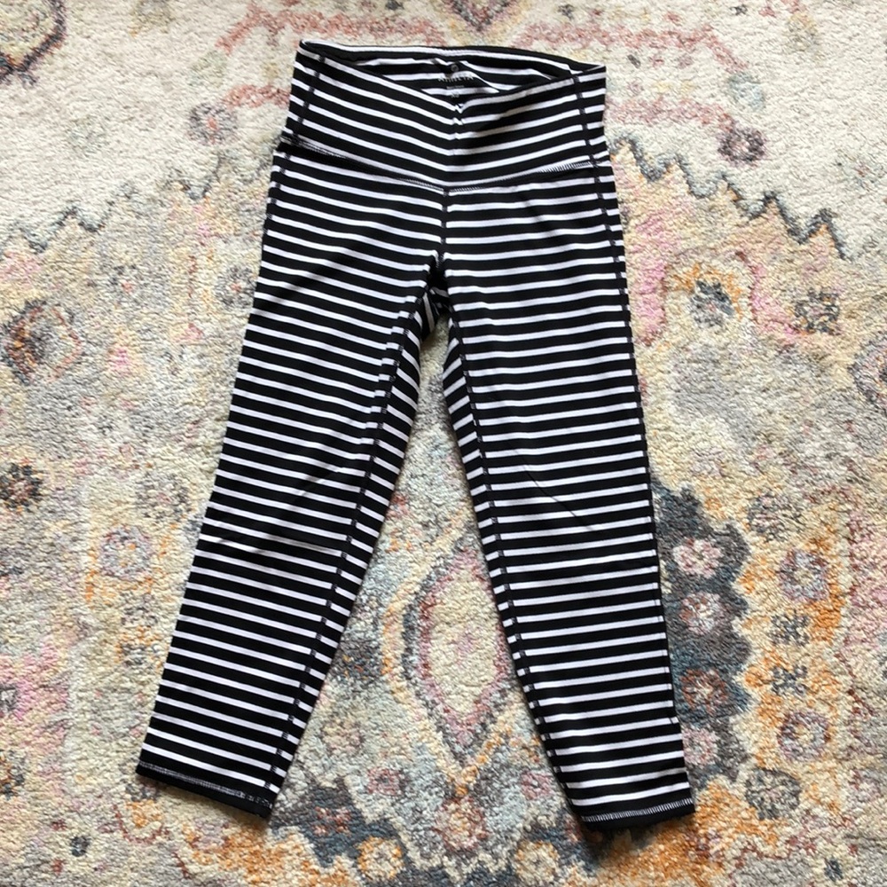 Athleta capri